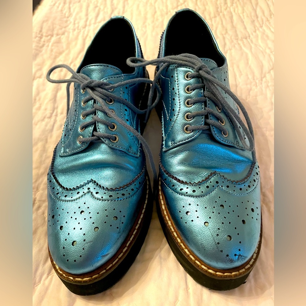 SHELLYS Blue Metallic Platform Oxfords Brogues Sz 7.5 / 38